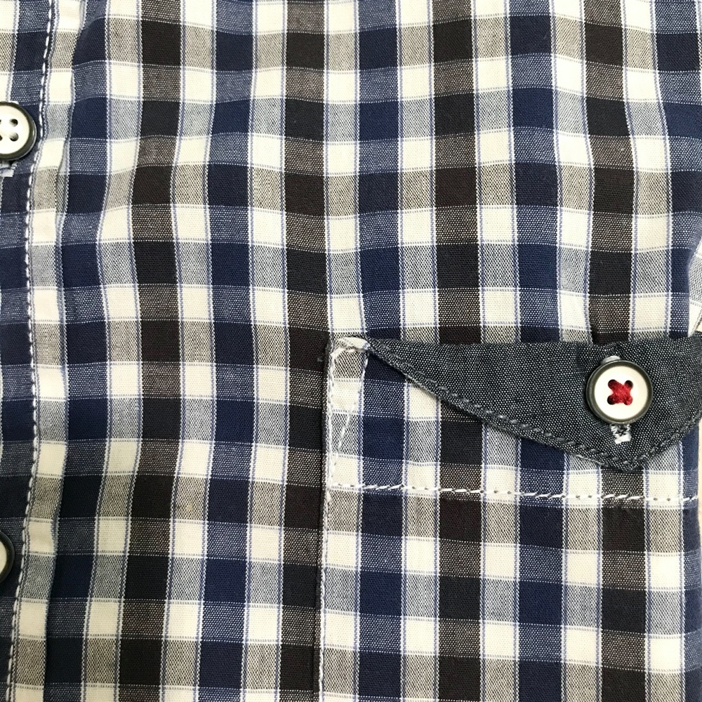 MBX Short Sleeve Button Down - L - Picture 2 of 3